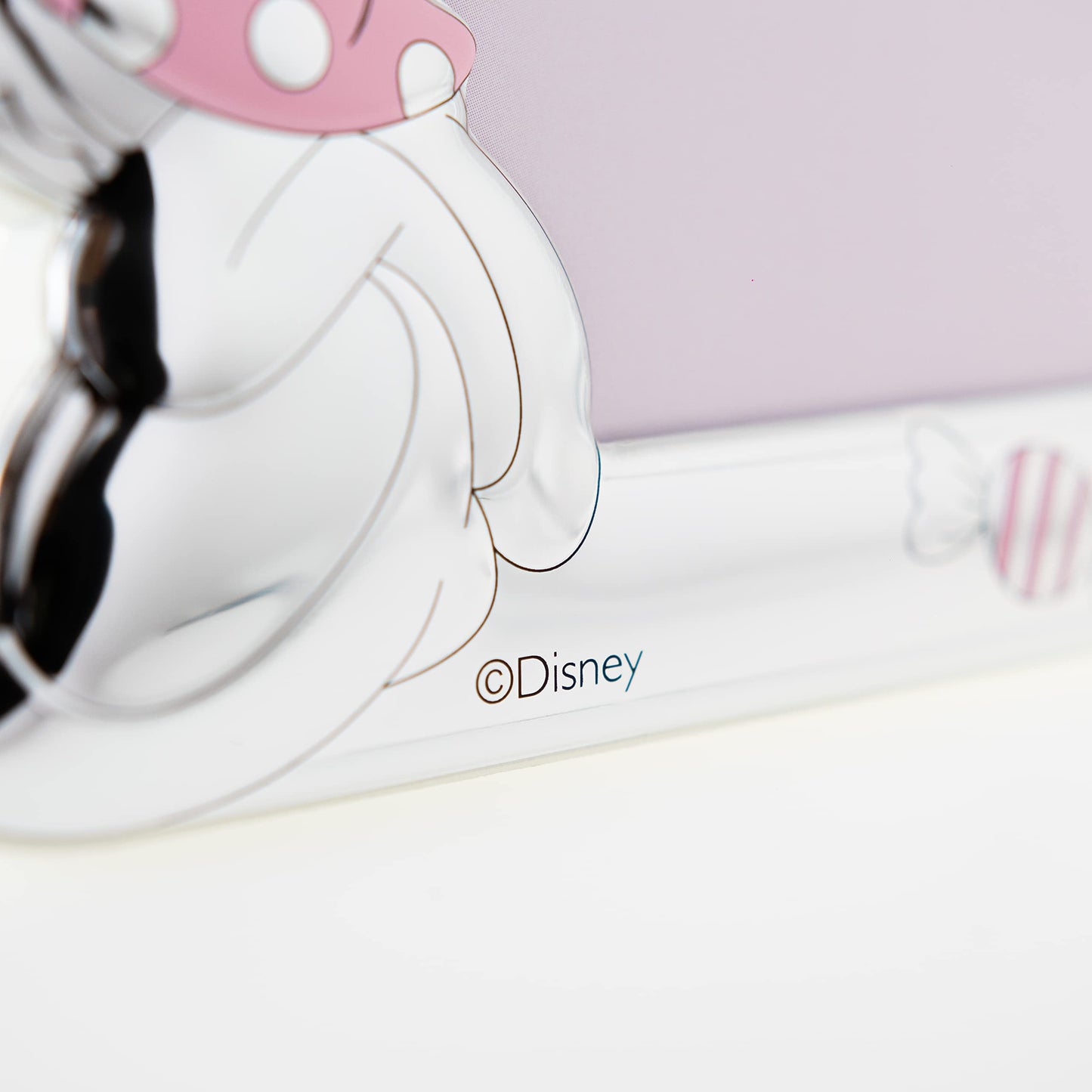 Disney Baby - Picture frame - for tables or bedside tables in the nursery - with colorful details - Minnie Mouse design - silver.