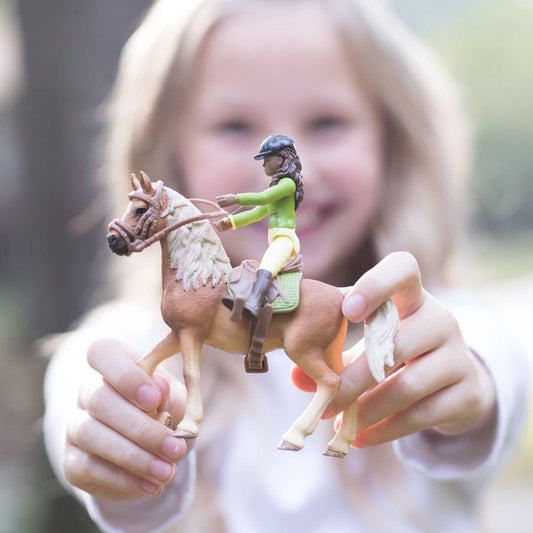 SCHLEICH Horse Club | Sarah & Mystery 42542 | posable girl figure | with horse accessories | great gift for girls and boys | horse toy for ages 5+ | 10 pieces | exclusive at Amazon