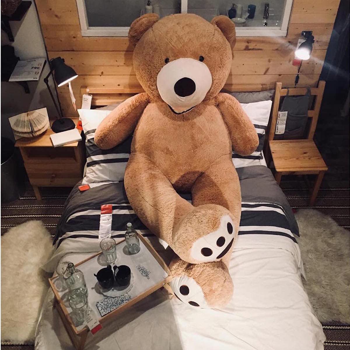 Bananair Giant Teddy Bear XXL, 100 to 340 cm - Cuddly and Fluffy, Insured Hugs - XXL Plush Toy, Birthdays, Room Decoration (Beige, 200 cm)