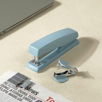 Deli desktop stapler, 2-pack, office stapler, 25-sheet capacity, includes 2000 staples and 2 staple removers, 2 pieces, blue.