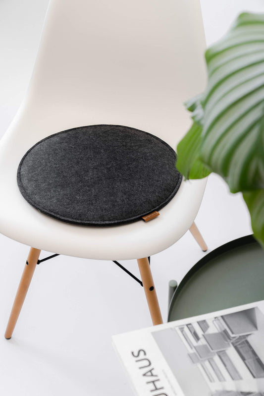 Miqio Design Felt Seat Cushion Round with Non-Slip Dots | 35cm | Set of 4 | Indoor and Outdoor | Sustainable made from recycled PET bottles | Washable Chair Cushions Non-Slip | Dark Grey