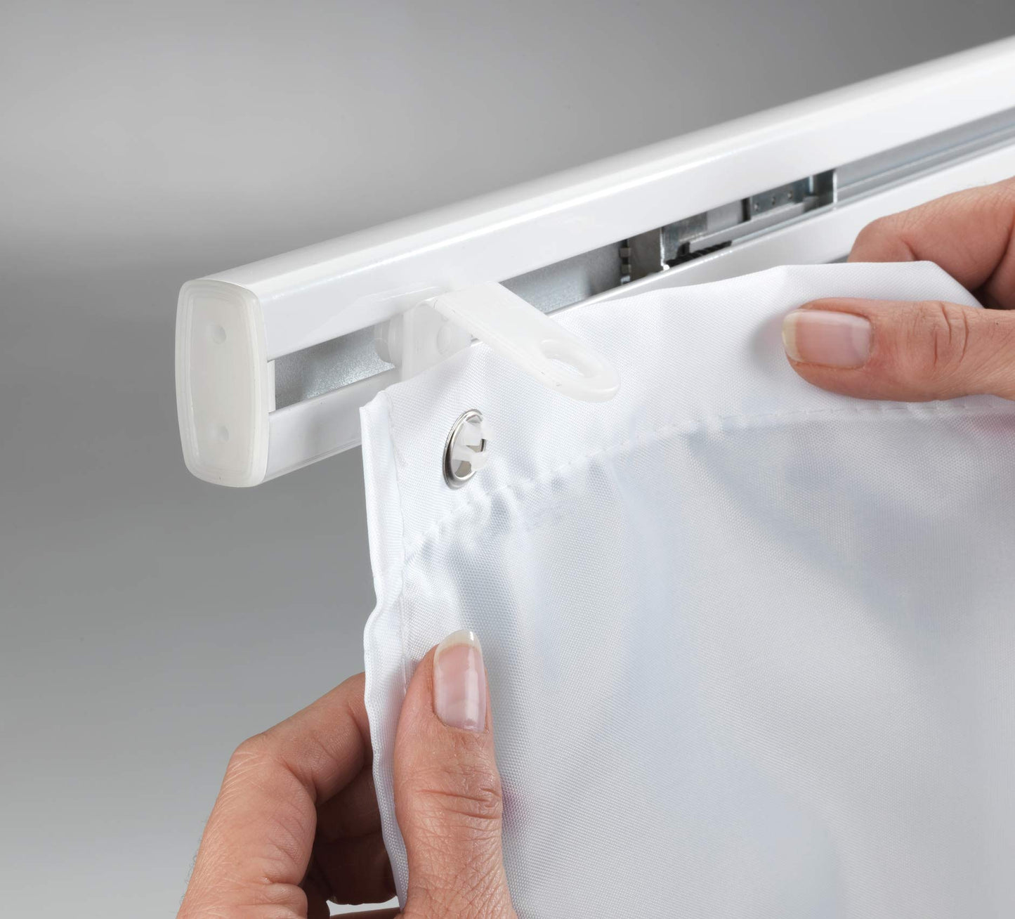 WENKO Telescopic Shower Curtain Rail Era White, extendable rail made of rust-free aluminum, for hanging all shower curtains, including attachment without drilling, 75-125 x 2 x 3.5 cm
