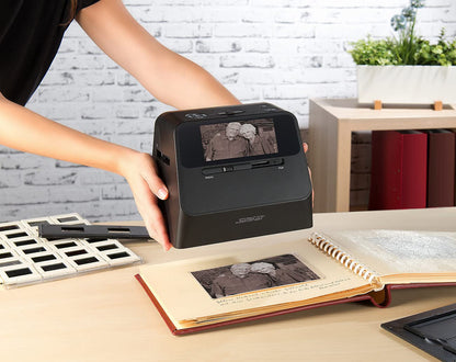 Somikon photo scanner: 3-in-1 photo, slide, and negative scanner with 22 MP and HDMI output, battery (3-in-1 scanner, slide photo scanner, digitizing device)