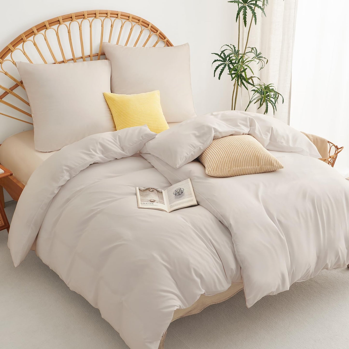 WAVVE Bedding 135x200 4-piece Beige - Duvet Covers 135 x 200 2-piece Set with Pillowcases 80x80 cm, Bedding Sets 135x200cm made of Microfiber with Zipper Soft