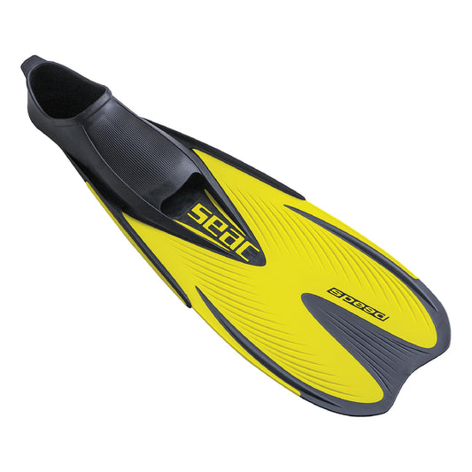 Seac Speed, closed-heel snorkeling fins for women, men, and children.