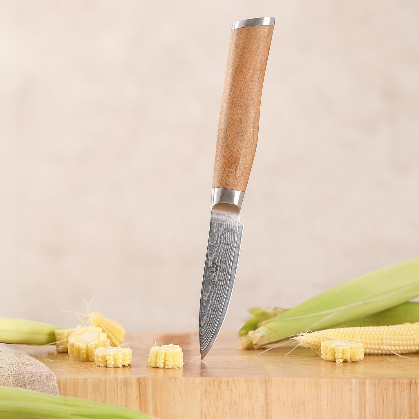 Wakoli Olive Damascus Office Knife | 8.5 cm blade made of 67 layers of Damascus steel with VG10 core | ergonomic olive wood handle | for fruits, vegetables & herbs | in gift box for professional & hobby chefs