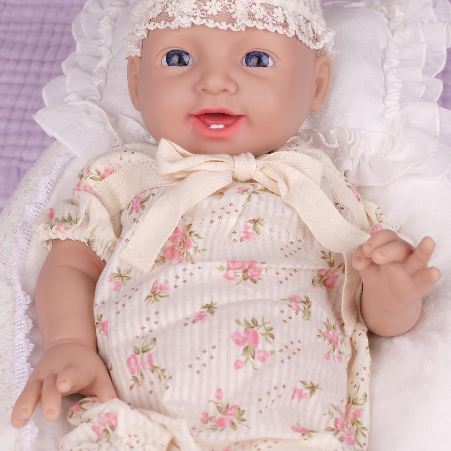 IVITA full body silicone reborn baby doll newborn baby doll real baby doll handmade blue eyes soft baby doll girl (WG1508-51cm-3999g-girl)