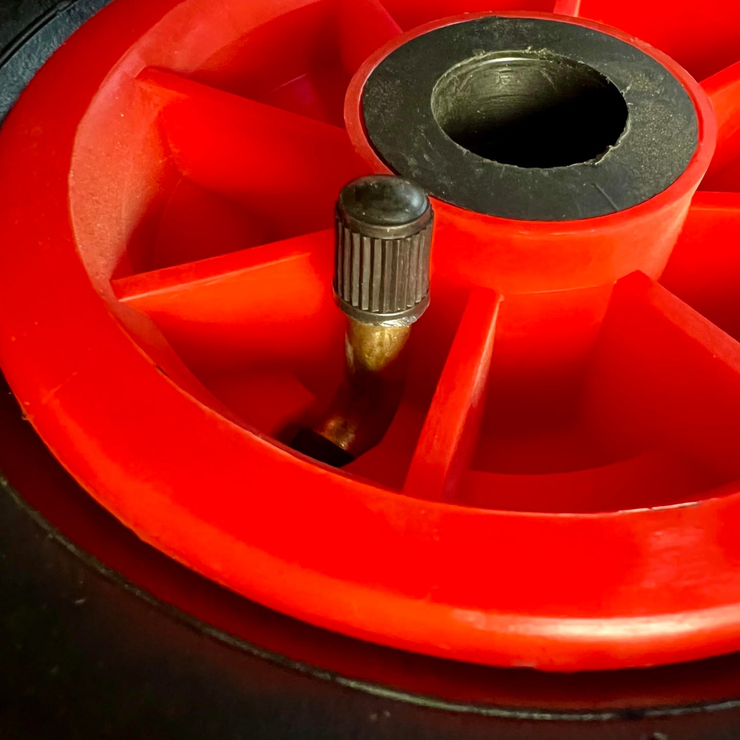 TMV24® 2x Hand Truck Wheel Pneumatic Tire 3.00-4, 260x85 with Tube & Wheel for 2cm Ø Axle Hand Truck Cart Air Tire Spare Wheel Ball Bearing Wheelbarrow Wheel Angle Valve Black/Red