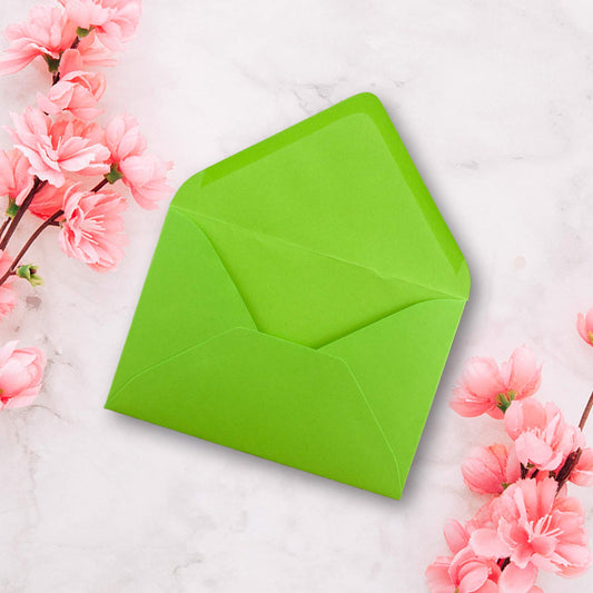 400x B6-17.5 x 12.5 cm envelopes - Light green - Gummed with pointed flap - 120 gsm - For wedding, greeting cards, invitations