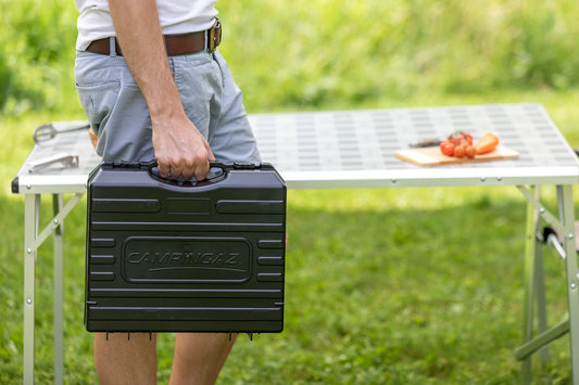 Campingaz Camp'Bistro 3 Gas cooker, camping stove with 1 burner, 2,200 watts power, compact outdoor gas cartridge cooker with carrying case, black.