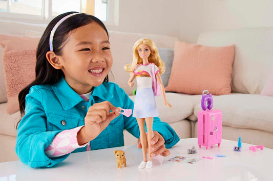 Barbie doll, Barbie Travel with blonde hair, 10+ travel accessories, stickers, suitcase, puppy, includes 1 doll, gift for kids, toy for ages 3+, HJY18