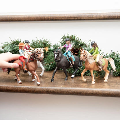 SCHLEICH Horse Club | Trail Ride 72221 | 4 articulated figures and 4 horses | great gift for girls and boys | horse toys for kids aged 5+ | 40-piece set | exclusive at Amazon