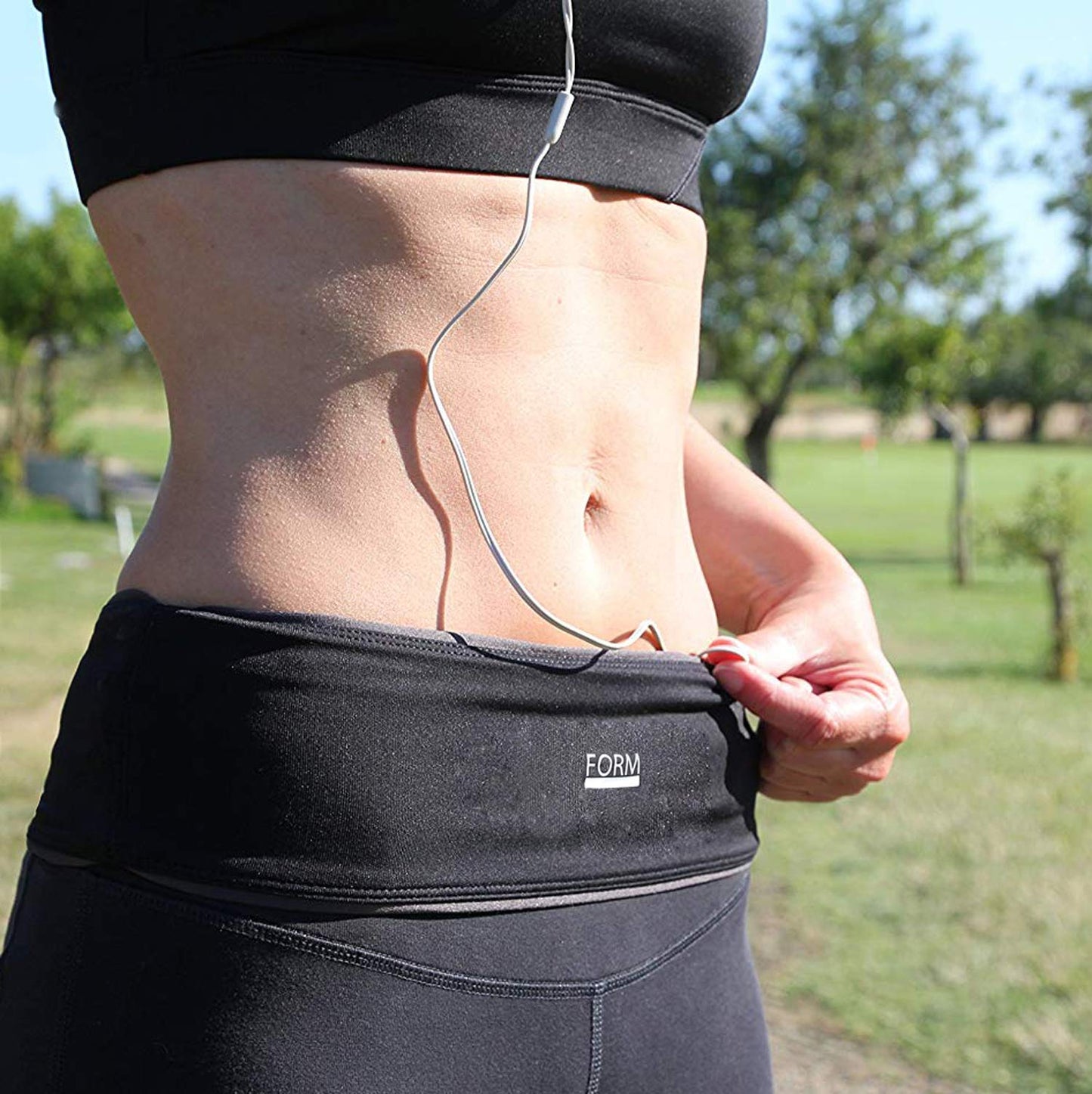 Formbelt running belt for mobile smartphone iPhone 13 12 14 X XS Max XR SE S23 Samsung Galaxy A53 A22 A54 S20 waist bag running sports fitness waist bag running (black, L)