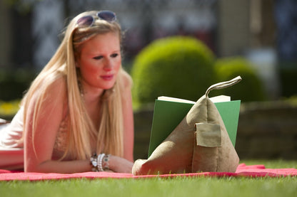 Book Seat 9346017000031 Reading sack/book support/book pillow/tablet holder/travel pillow with pocket, pink