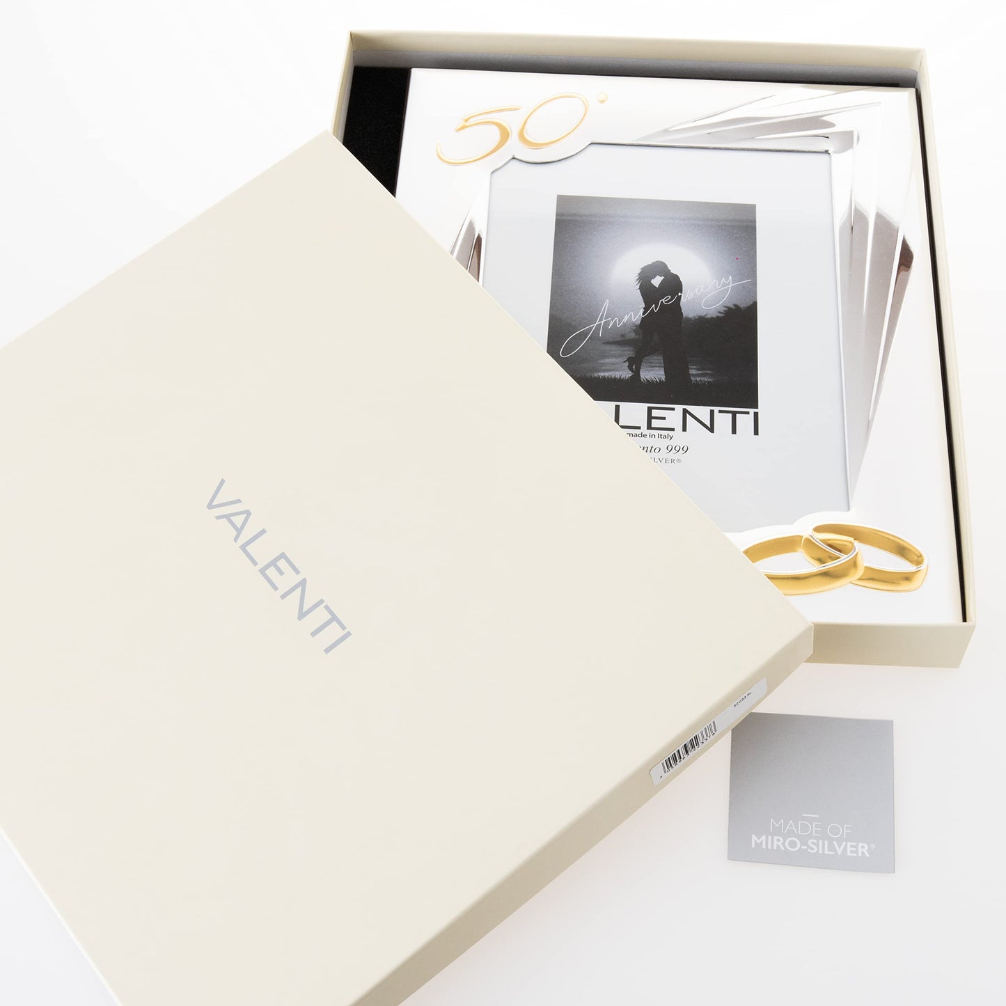 Valenti&Co silver picture frame, 18 x 24 cm. Perfect as a gift for the golden wedding anniversary - 50 years of marriage or for the 50th parent, grandparents, or mom and dad.