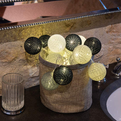 GuirLED - LED cotton ball string lights USB - Wireless remote control - Baby night light 2h - Dual USB 2A power adapter included - 4 intensities - 16 balls 1.6m - Midnight