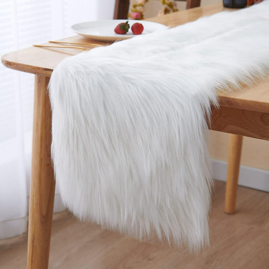 Topspitgo Faux Fur Modern Table Runner - Decorative Fur Table Runner White, Christmas Table Runner for Christmas, Wedding, Home Dining Table, Vanity, Coffee Table Modern Table Run (30x180cm)