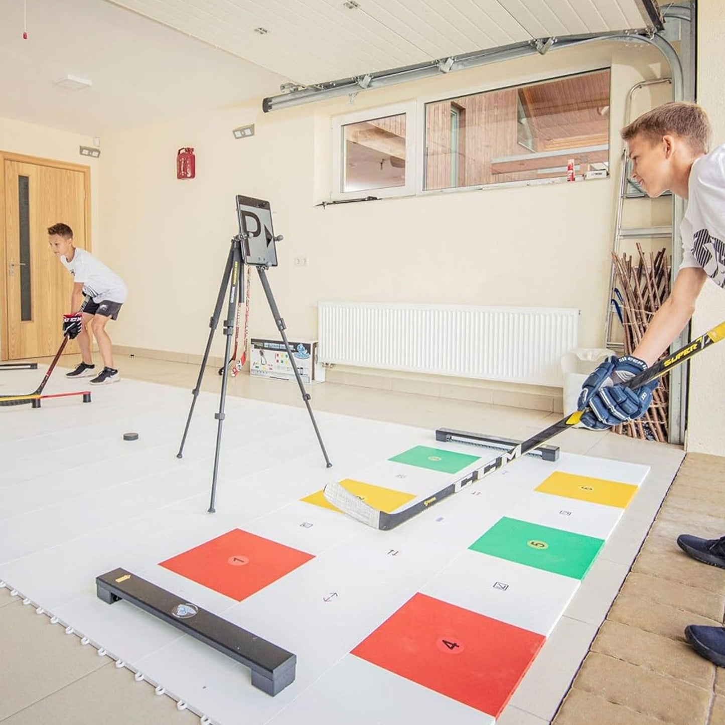 Hockey Revolution My Puzzle Systems - Professional dry-land tile set for stickhandling training.
