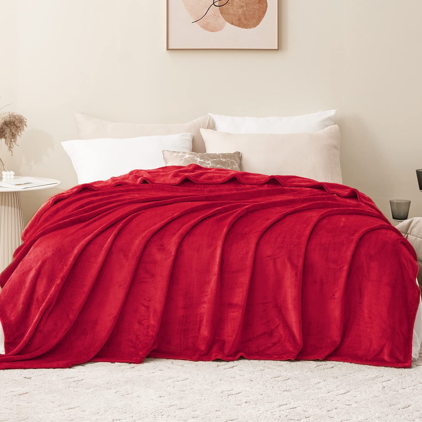 Aisbo cuddly blanket fluffy red throw - fleece blanket 220x240 cm XXL large warm couch throw, cuddly living room blanket soft as sofa throw blanket for winter bed.