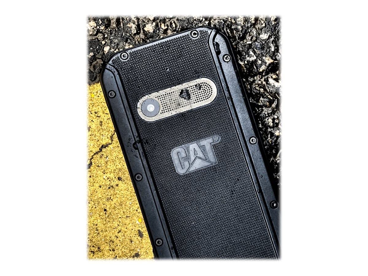 CAT B40 - Robust outdoor phone with 4G LTE (drop-proof, water & dustproof to IP69 and MIL SPEC 810H, antimicrobial, 100-lumen flashlight, 2MP camera, 2.4" display, 30-day battery) in black.