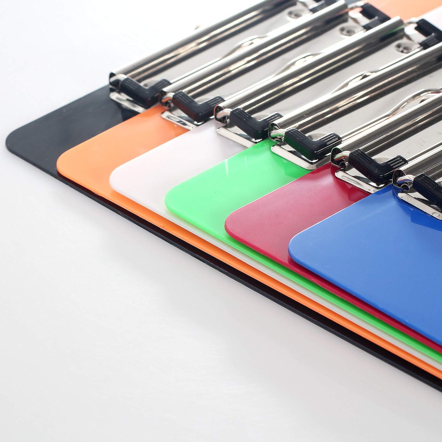 A4 clipboard with rubber-coated metal clamp, A4 writing board with hanging hole, pad holder clipboard - plastic base - writing pad set with 6 colors - TKD8022