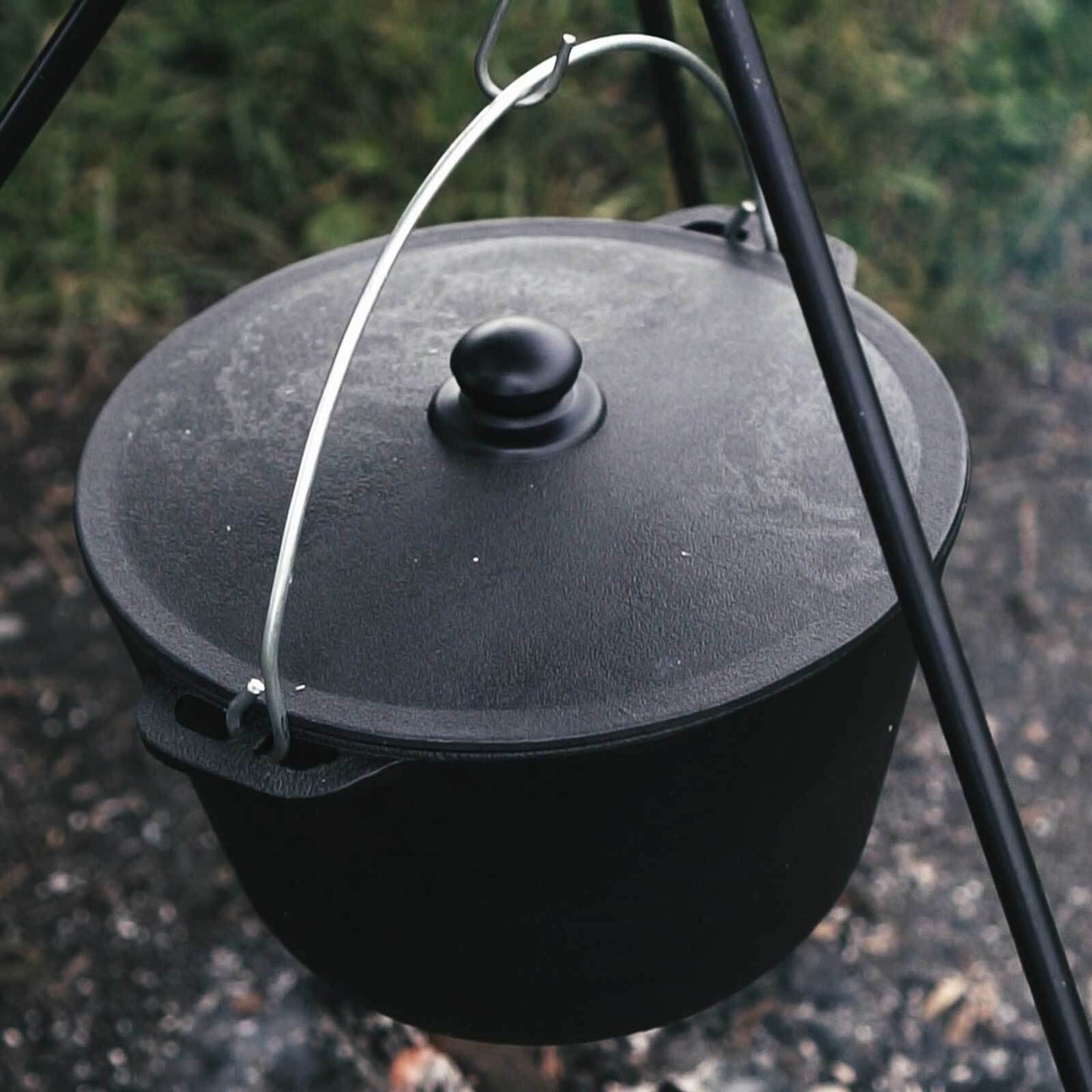 4BIG.fun Kazan 6L made of cast iron with handle and cast iron lid | Swivel pot camping pot goulash kettle | Cast Iron KETTLE Tatar Kasan | Braising pan Asia WOK | Lid outdoor BBQ camping storage pot