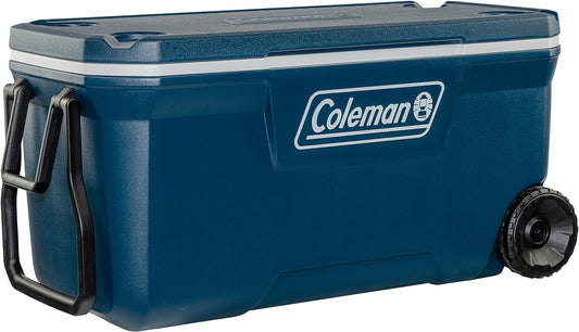 Coleman Xtreme 100QT cooler with wheels, thermobox with 94L capacity, high-quality PU full foam core insulation, keeps cool for up to 5 days & Campingaz Cool Pack - Freeze Pack M20, 17 x 3 x 20 cm.