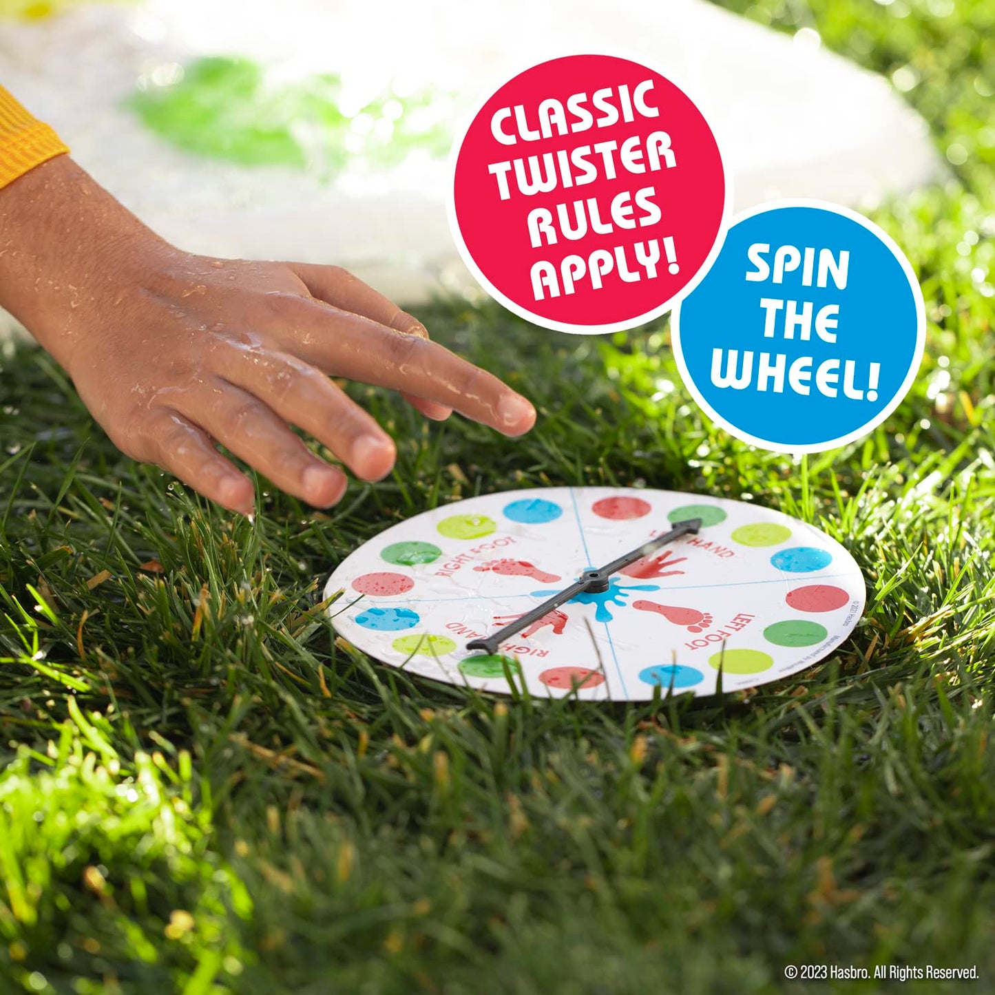 Hasbro SOAK-7101 Outdoor Games, Multicolor, 67x47.2 inches.