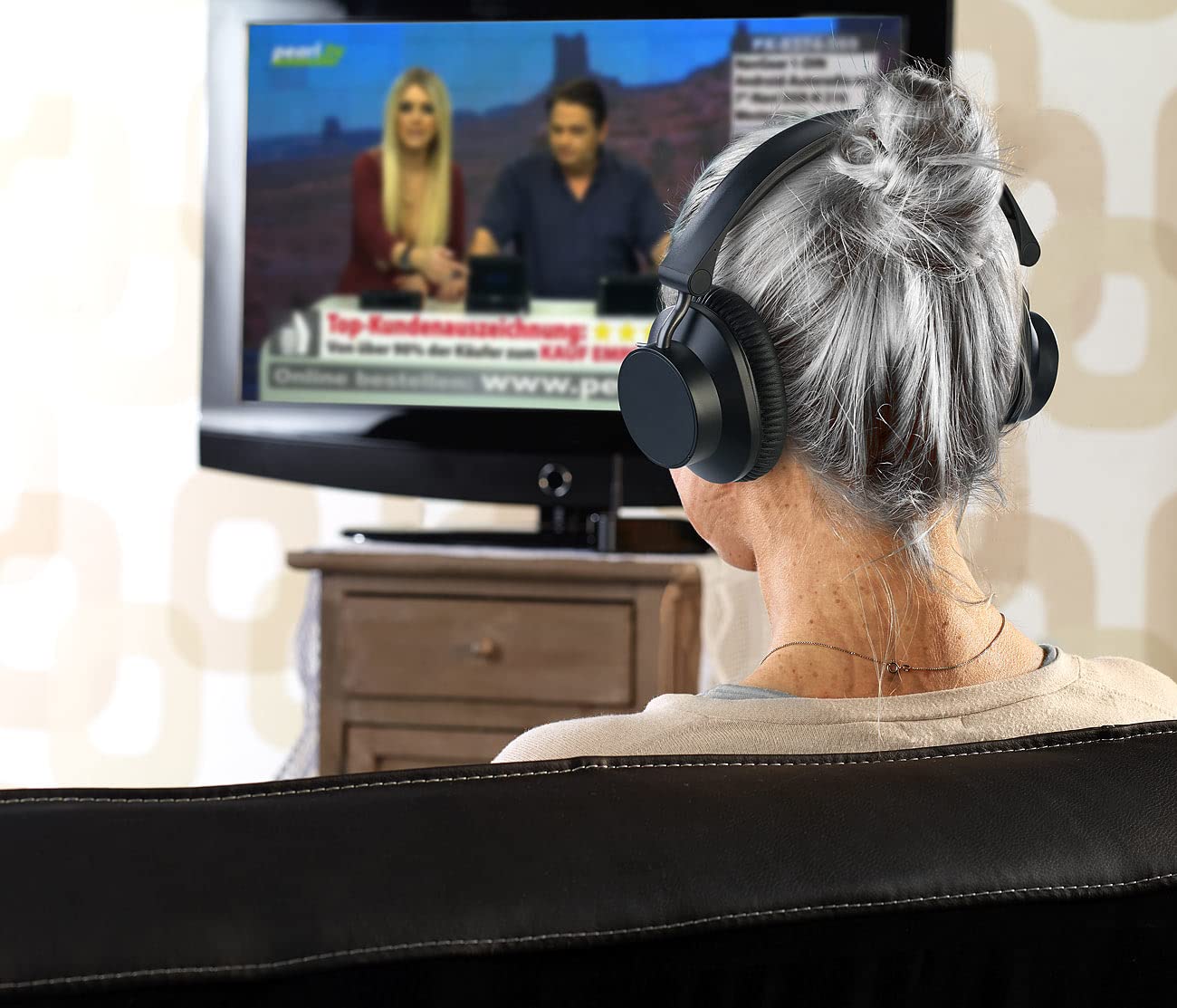 auvisio Digital Wireless Headphones & Hearing Amplifier, 98db TV Mode, Set of 2