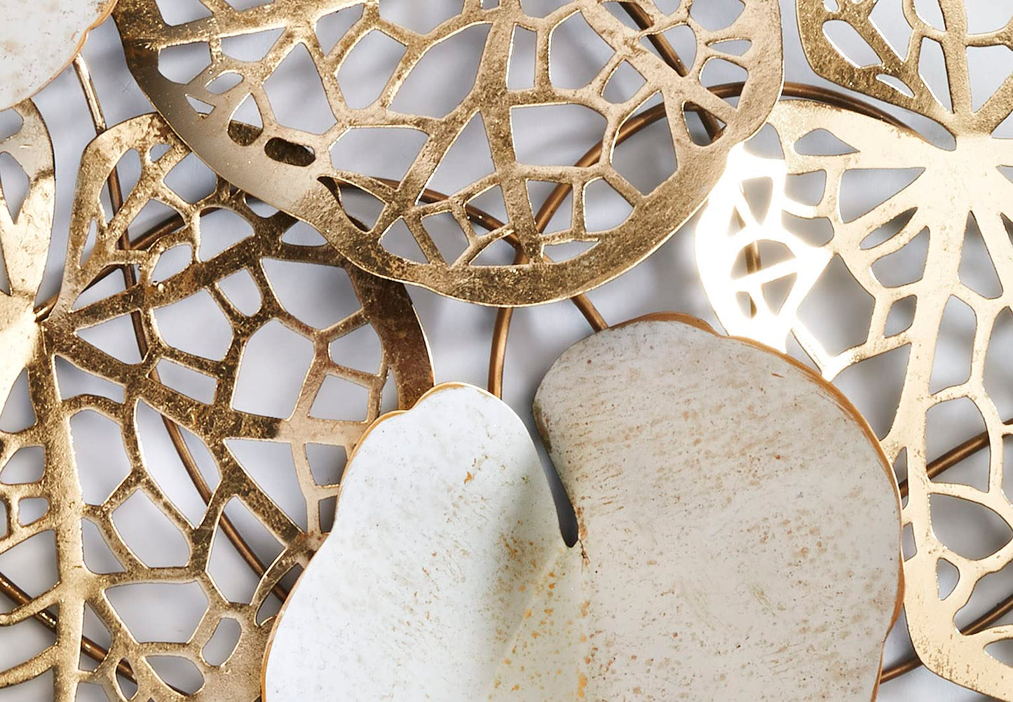 Kobolo wall decoration metal art 3D - GOLDEN Leaf - made of metal in gold and white