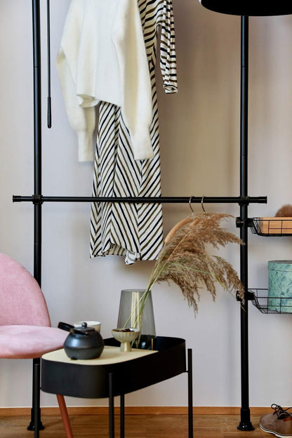 The WENKO Telescopic Wardrobe System Hercules Basic in Black.