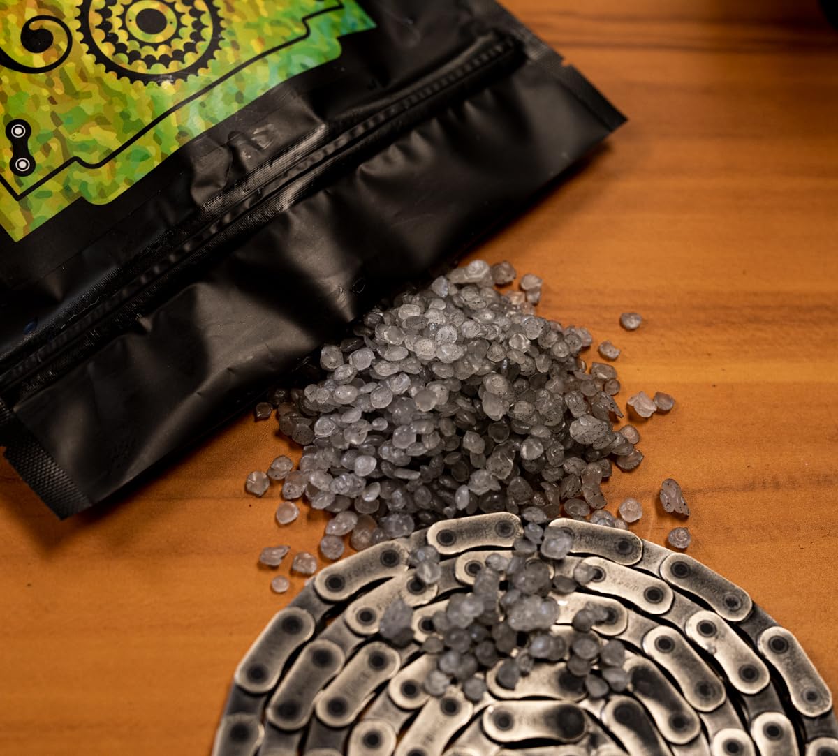 SILCA Secret Hot Melt bike chain wax | Wax lubricant in cooking bag for stovetop | Ceramic bike chain lubricant | Wax bike lubricant for thousands of clean kilometers