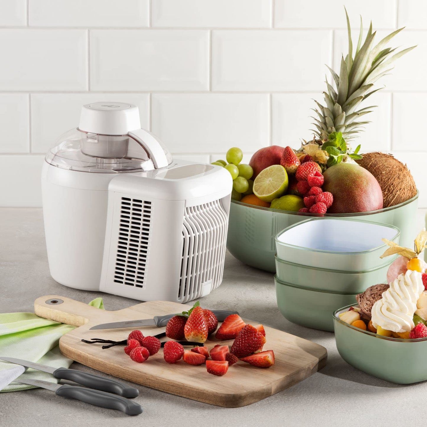 Ambiano Self-Cooling Ice Cream Machine - 700 ml thermoelectric cooling system Ice Cream Maker