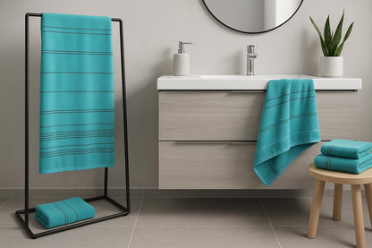 Betz XXL bath towel - large beach towel - sauna towel made of 100% cotton - sun lounger towel - 90x180 cm - Lines - color turquoise