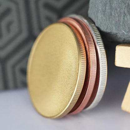 20 pieces of brass blank challenge coins, 40mm engraving blanks with threaded edge. Coins for DIY crafts, engraving, traveling, accessories. Material for fiber laser engraving machine (3mm Brass).