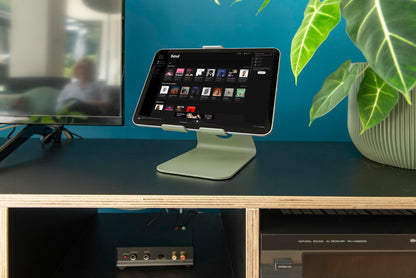 Tabdoq solid tablet stand compatible with all tablets and iPads from 8 to 13 inches, green.