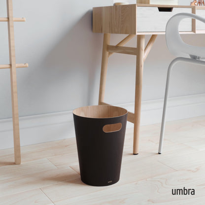 Umbra Woodrow Waste Bin - Two-Tone Wood Trash Can for Office, Bathroom, Living Room, and More, 7.5L Capacity, Natural/Black