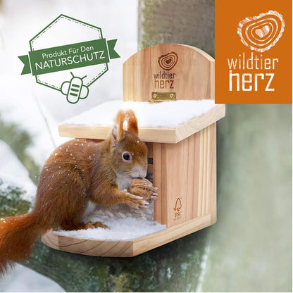 Wildlife heart I squirrel feeder weatherproof I made of sturdy, screwed solid wood feeding spot I squirrel nest, squirrel house