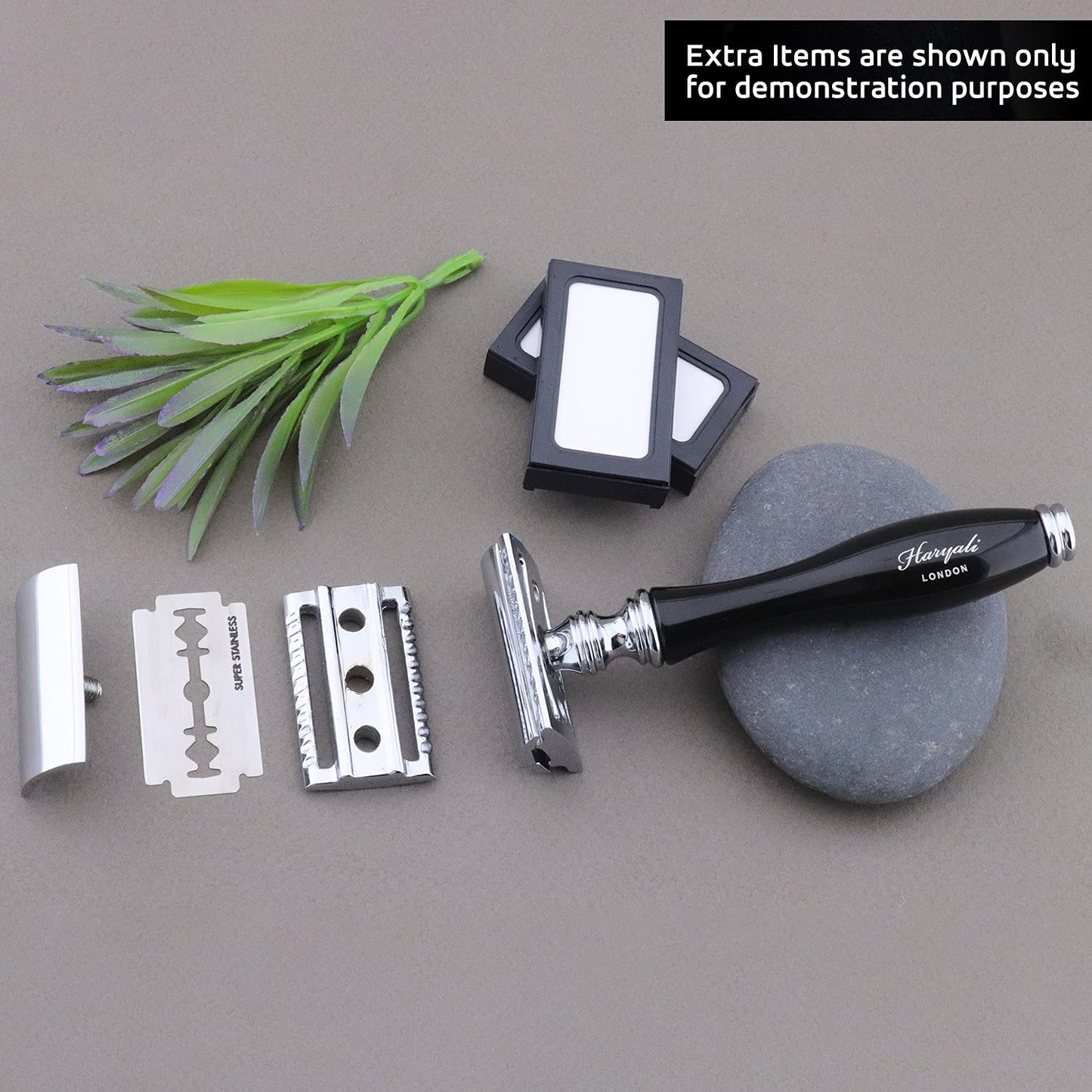 Haryali London Shaving Set - 5 piece shaving set - double edge safety razor - Super Badger shaving brush - shaving soap - shaving bowl - high quality black set - Razor set