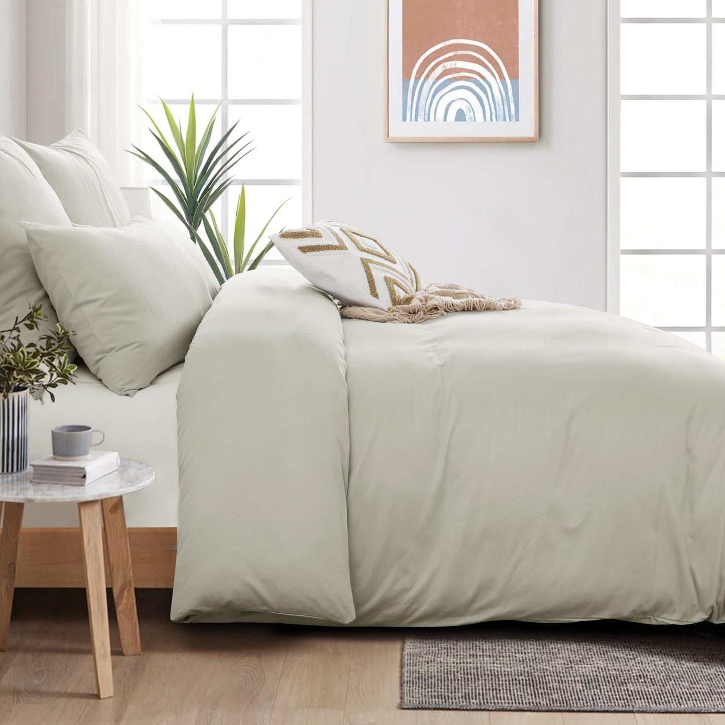 Aisbo bedding set 135x200 made of cotton, includes 4 pieces - 2 beige duvet covers and 2 pillowcases 80x80 cm. Cotton bedding set with zipper, Oeko-TEX certified.