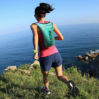 INOXTO Running Backpack, 5L Lightweight Hydration Pack, suitable for outdoor hiking, cycling competition, mountaineering hydration vest, backpack, men and women (Light green)
