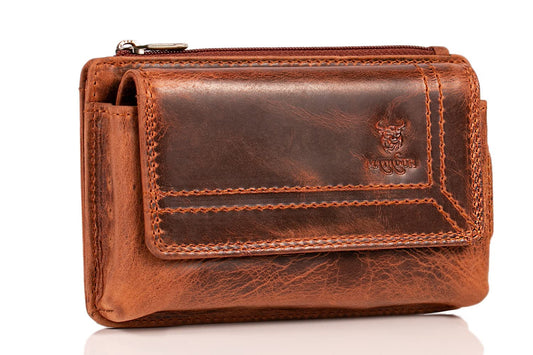 MATADOR 2in1 genuine leather phone case with zipper pocket in #Brisbane, comes with a luxurious gift box and RFID protection. Elegant belt phone case for smartphones up to 6.1 inches in vintage brown.