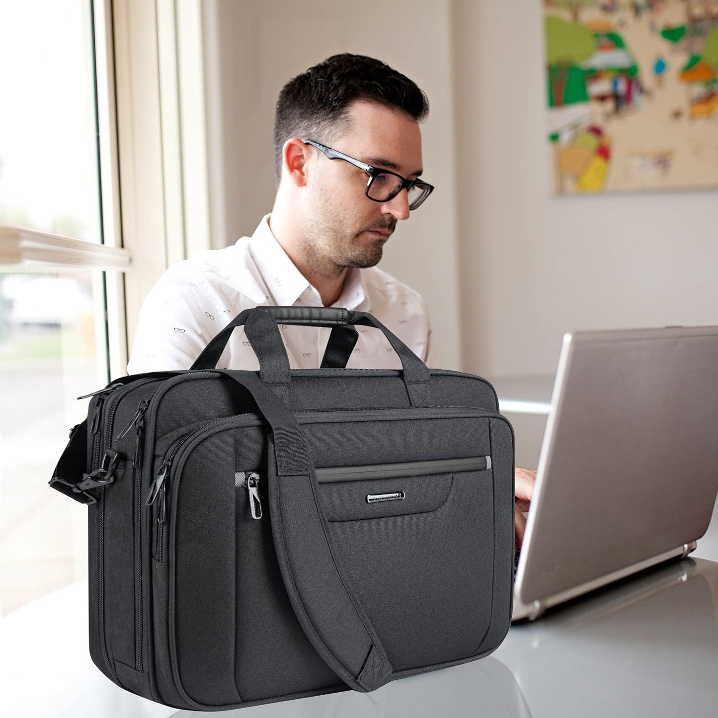 VANKEAN laptop bag for up to 18-inch laptops XXL Water-resistant gaming computer bag for men women Expandable capacity for travel/business/school - Black