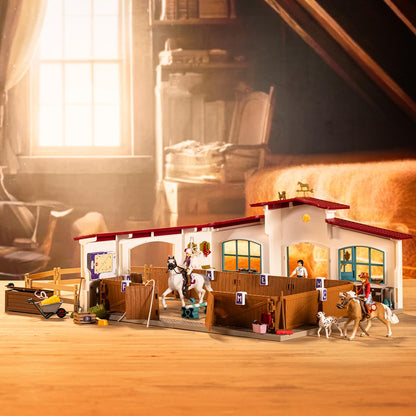 Sneak Horse Club | Riding Arena Peppertree 42639 | with obstacles, paddock, and lots of accessories | great gift for girls and boys | horse toy for kids aged 5 and up | set of 179 pieces