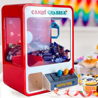 GOODS+GADGETS Candy Grabber Supreme - Candy dispenser with USB cable for an interactive and fun game experience.