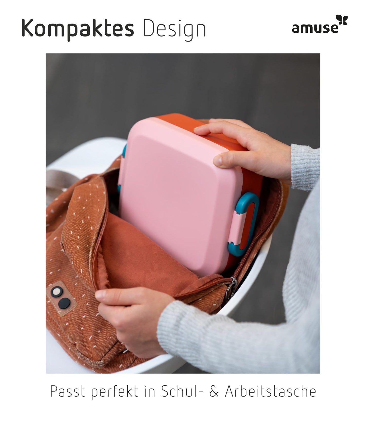 Amuse Rikko lunchbox set for kids with compartments. Bento box includes 2 snack boxes with compartments. Colorful lunchbox ideal for sandwiches, snacks, and meals on the go. Perfect for school lunches and picnics.