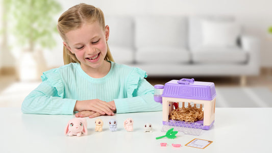 Little Live Pets - Mama Surprise Minis Bunny, take care of your hamster or bunny mom in her hutch and welcome 2, 3, or 4 mini babies.