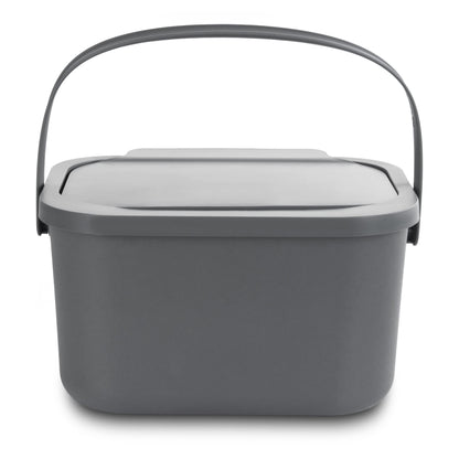 Practice with 4.5L kitchen compost bin, gray with lid. For separating organic waste like fruit and vegetable scraps. Click function for waste separation.