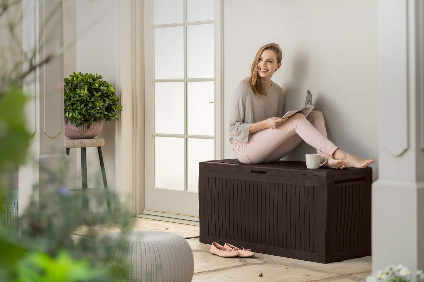 Koll Living cushion box / storage box 270 liters, 100% waterproof with ventilation, no bad smell / mold, modern wood look, lid can support up to 250 KG (2 people)