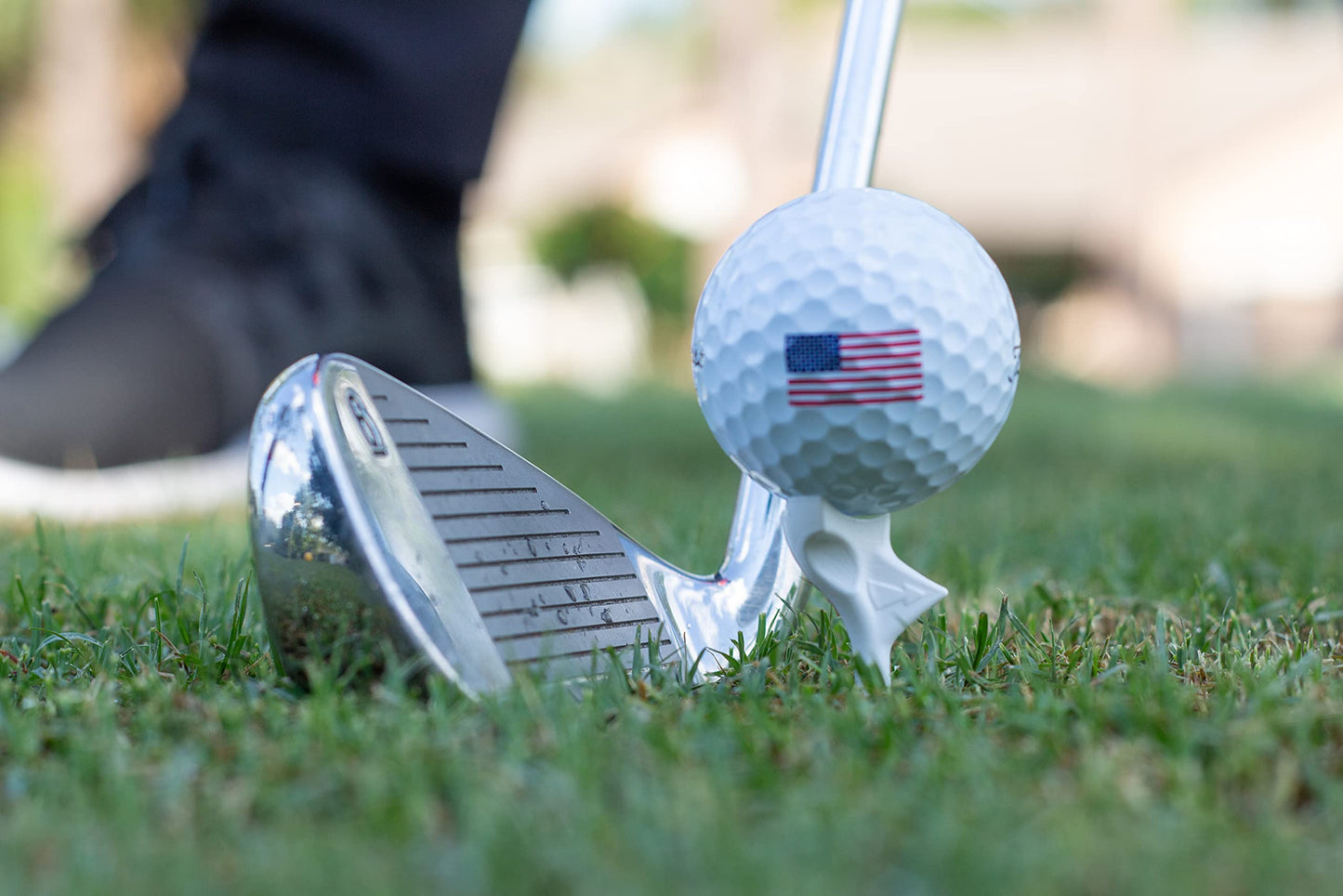 FLIGHTPATH Premium Golf Tees - Durable plastic tees designed to improve shot distance & accuracy - Robotically tested to reduce ball spin - USGA approved - Pack of 8, 2.75"